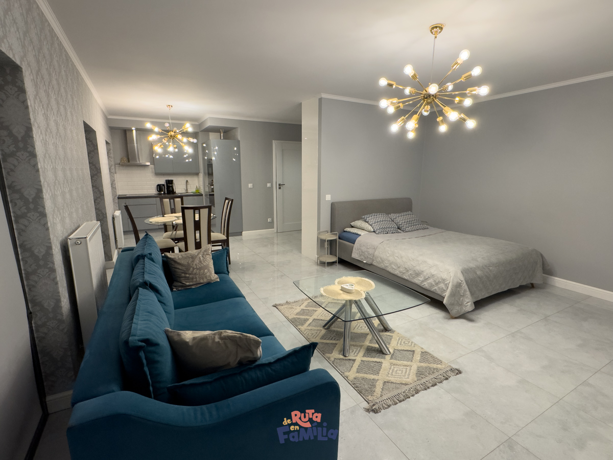 apartamento-intercambio-gdansk-salon-cocina Salón y cocina de un apartamento de intercambio en Gdansk