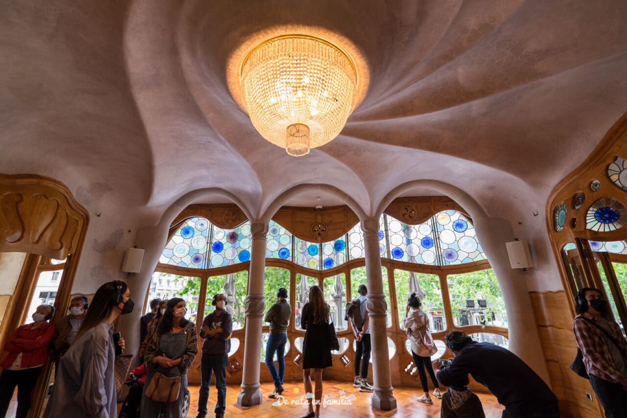 Visitem amb nens la nova 10D Experience de la Casa Batlló