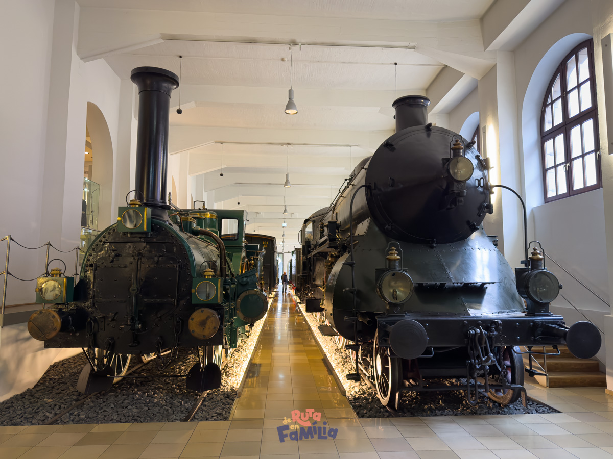deutsche-bahn-museum-nuremberg-locomotoras_derutaenfamilia_029 Locomotoras históricas en el Deutsche Bahn Museum de Núremberg