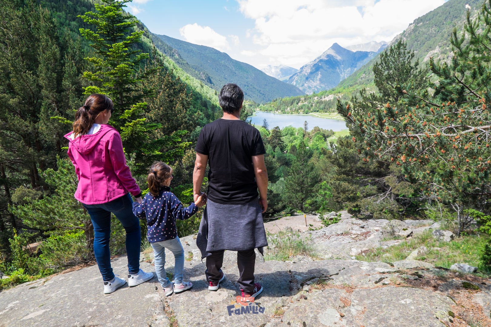 excursion_ninos_aiguestortes_derutaenfamilia_011 còpia Parque Nacional de Aigüestortes con niños