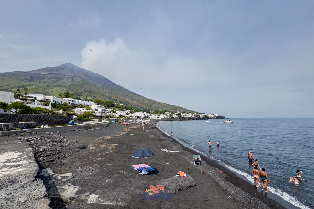 que_ver_stromboli_derutaenfamilia_023 Què fer a Stromboli
