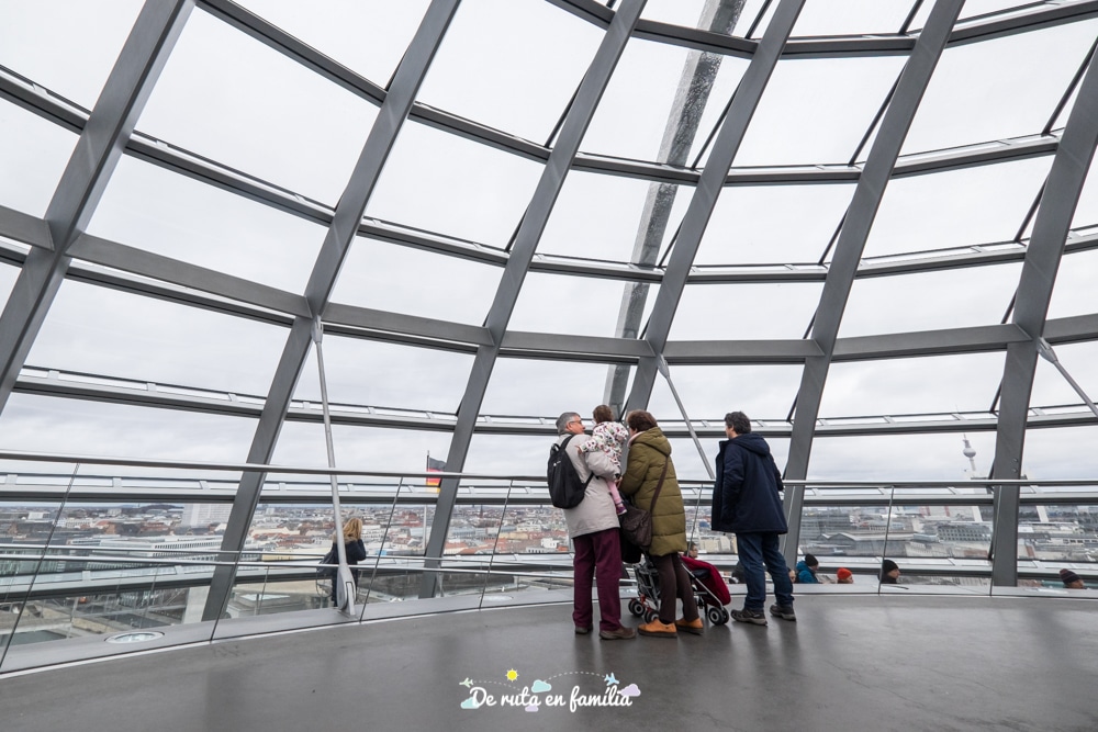 visitar la cúpula del Reichstag de Berlín